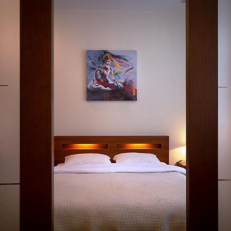 Kyiv High Standard Apartment Ngoại thất bức ảnh