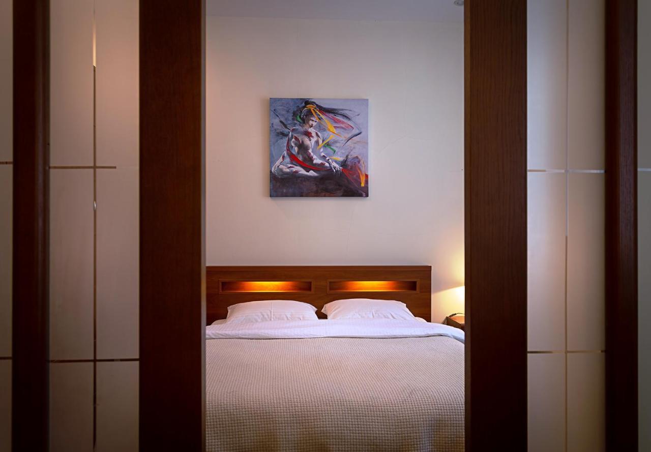 Kyiv High Standard Apartment Ngoại thất bức ảnh